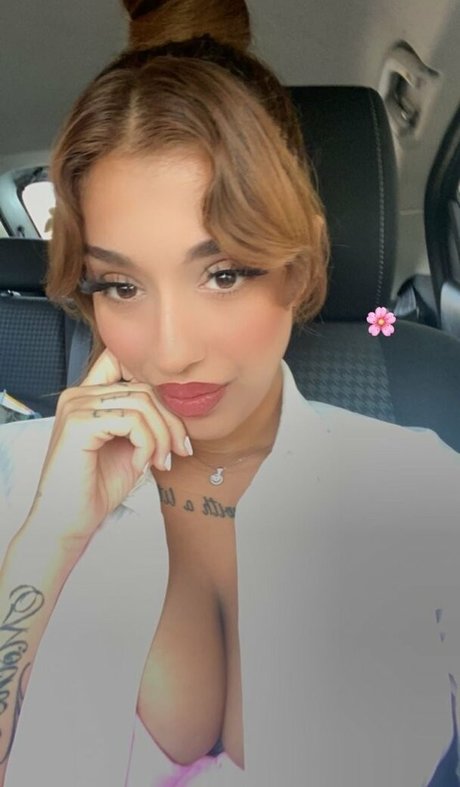 May Bakshi star nice gallery