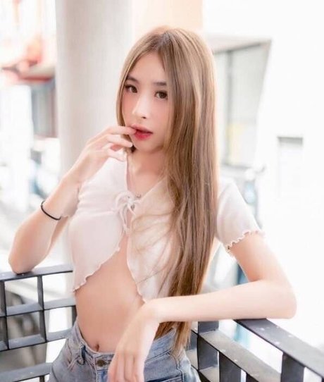 Fangkhan pornstar nice image