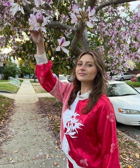 Aly Michalka hot actress galleries