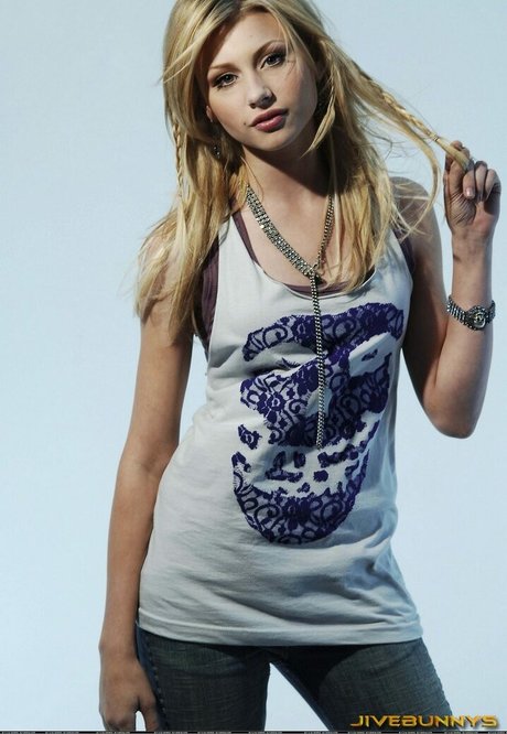 Aly Michalka free star image