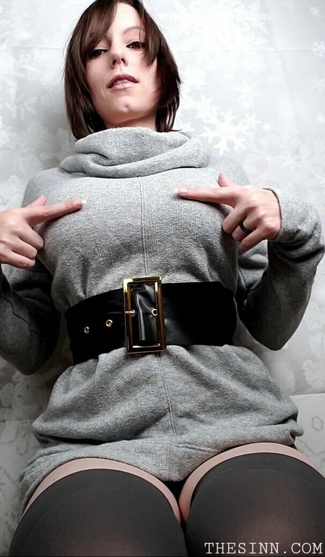 Sinnocent pornstar hot galleries