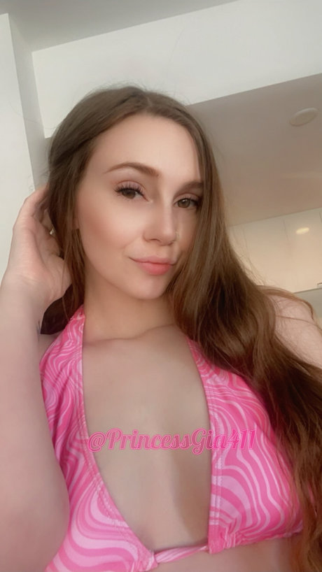 Princess Gia_ model porn img