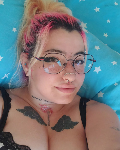 Miiu star high quality pictures