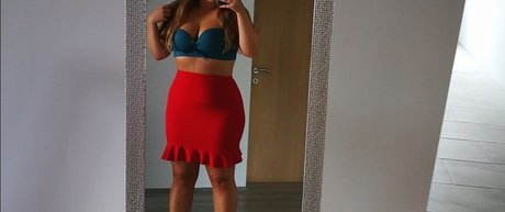 Programmer Girl VIP nudes pornstar gallery