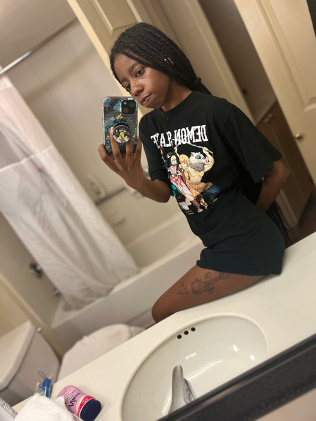 Abria Dream_ top model pics