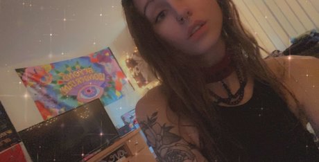 PrincessRaven model exclusive galleries