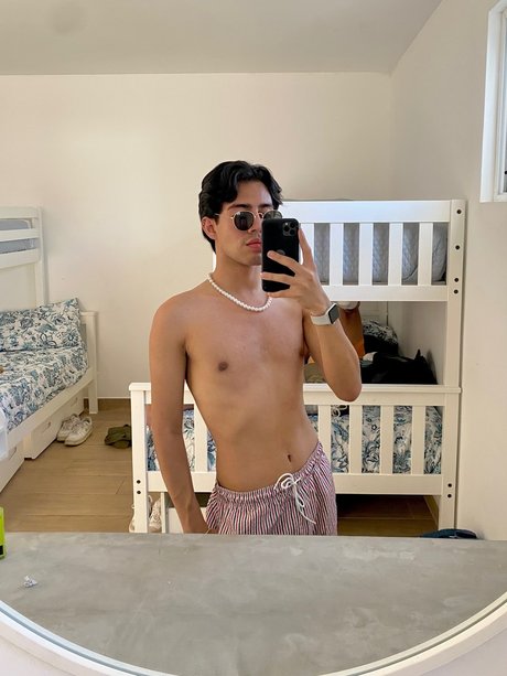 Dominyck Arriola hot actress gallery