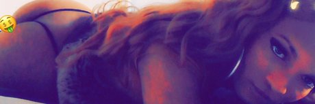 Reddbaddiexx star naked images