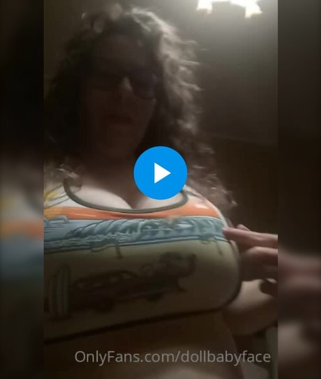 _DollBabyFace This is me realLea_ perfect star photo