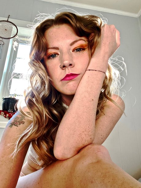 BrittyKitty erotic star gallery