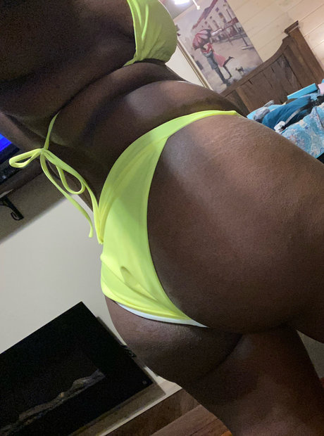 Coco Mulan_ art actress pictures