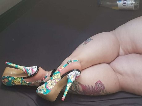 _Queen of Pain_ pornographic star pictures