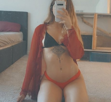 QueenV pornstar sex pic