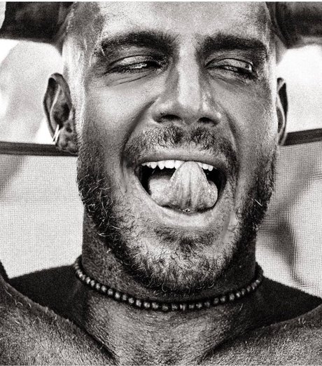 PUROSANGUE LUCAS VIP free pornstar pictures