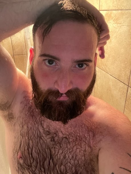 Pup Snow xxx actress photo