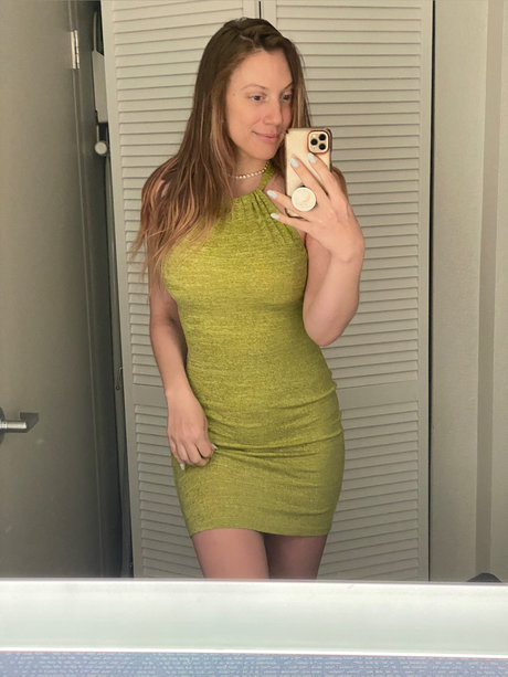 FULL VIDS ON FEED pornstar pretty pics