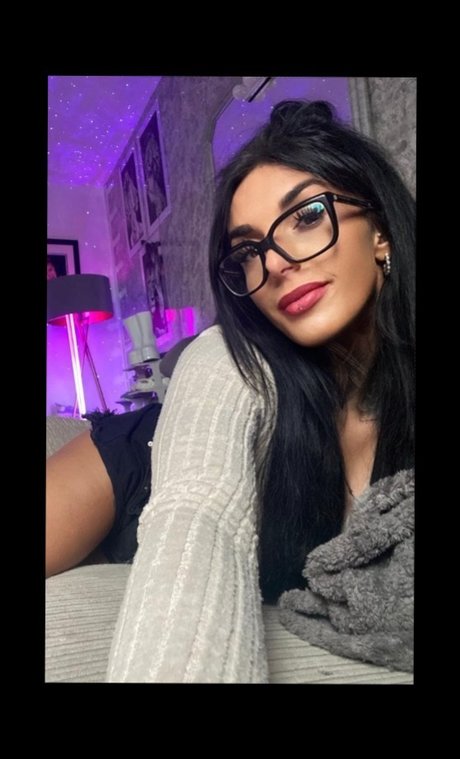 Quirkychicx star nude pictures