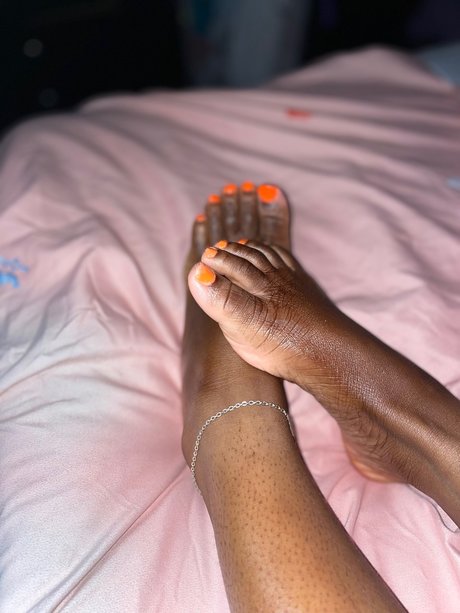 Ebony Feet pornographic model picture