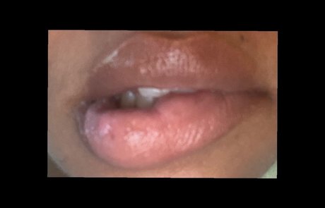 Queen Toxic nude actress gallery