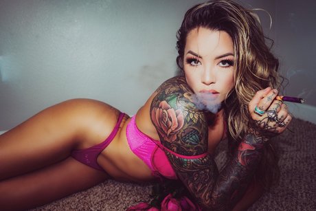 Raciney hot actress photo