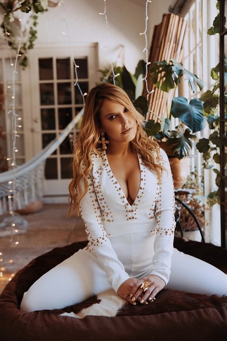 Lore benedetto star erotic pics