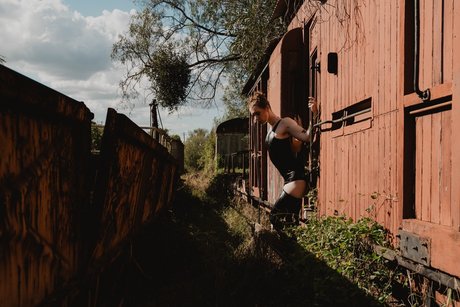 Dominiq Tricks top actress photo