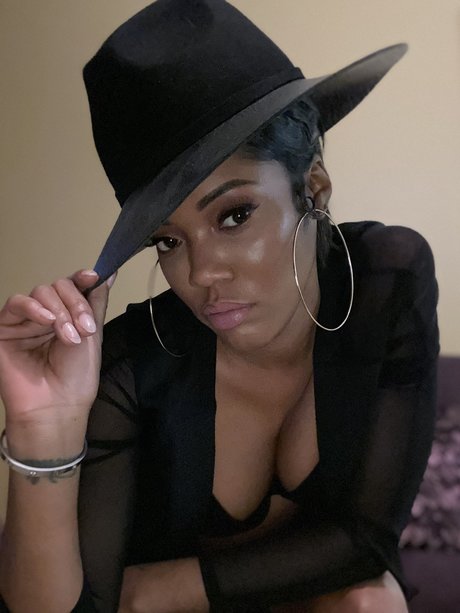 u7749135 best actress photos