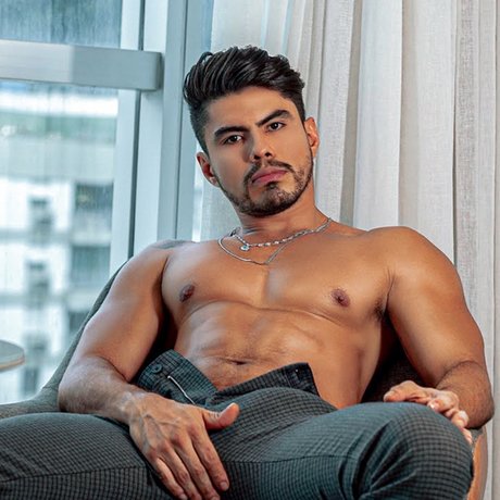 Rafa Freitas pretty model photos