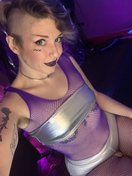 Rae Gunn naked star archive