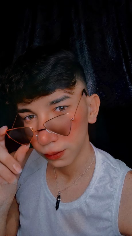 Edixon Manzabe high quality star pic