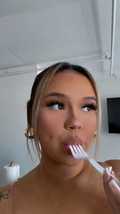 Dalia Demii pornstar hot pictures