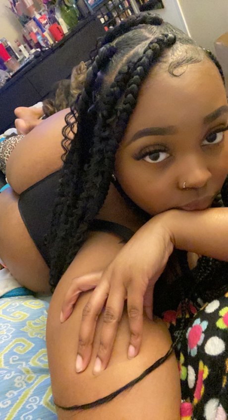 ItsZay hd actress pics