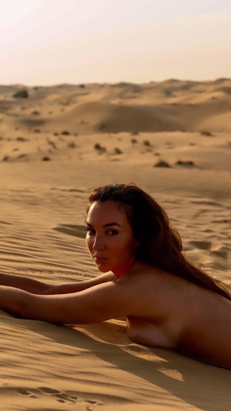 Raphaelle Baron model nude pictures