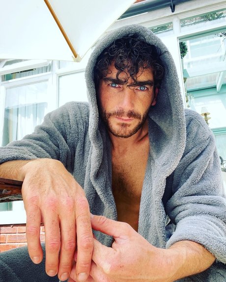 Regico nude pornstar pics