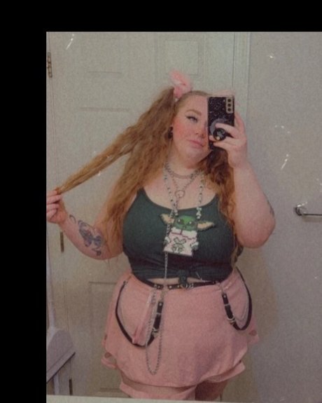 Redhead devil high quality star photos