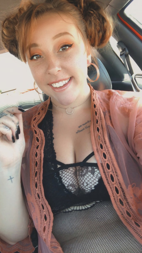 Red Flower sexy star galleries