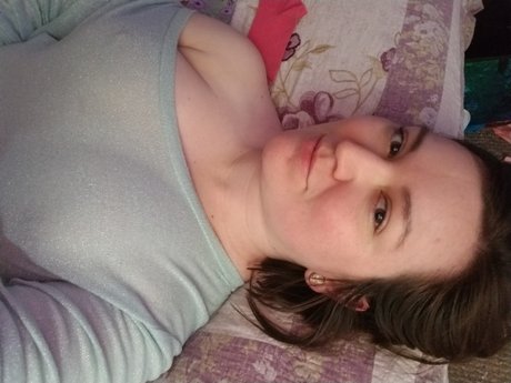 Robyn Sweet pretty actress images