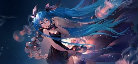 RinaMae nudes model photo