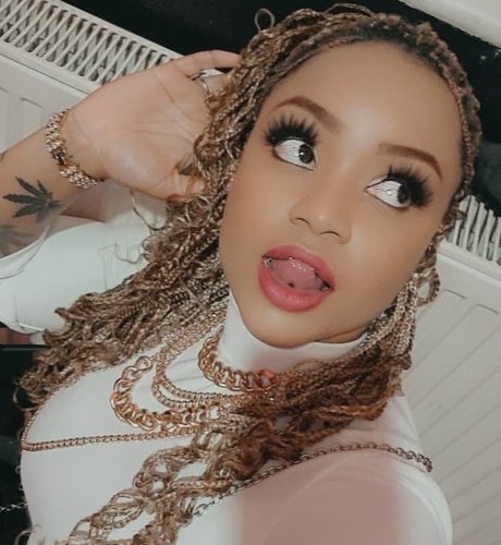 Rude Caramel best actress images