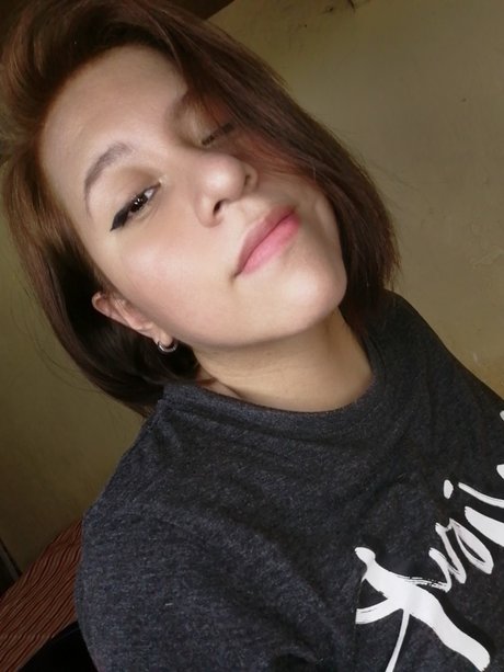 Alessa BIG ASS CUSTOM VC Squ1rts model naked picture