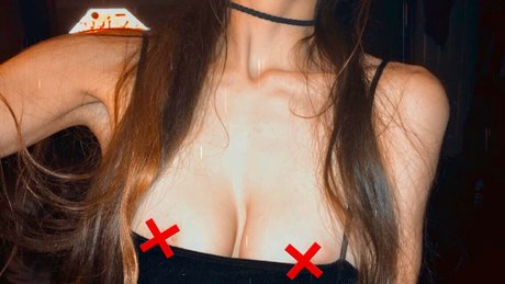 Roxy Sofia xxx model pics