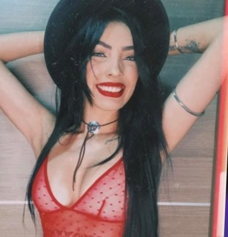 Roxxy Angel star naked gallery