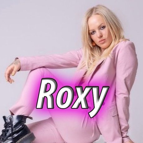 Roxy Rogue FREE beautiful model images