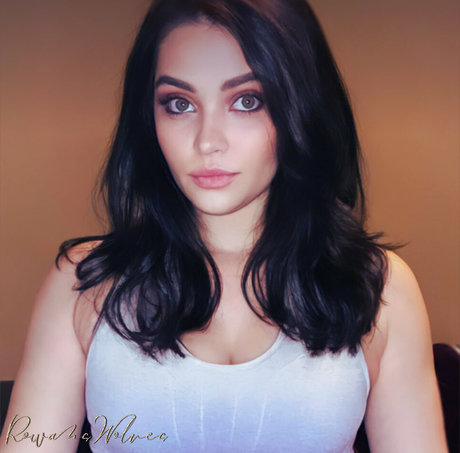 RowansWolves nudes star image