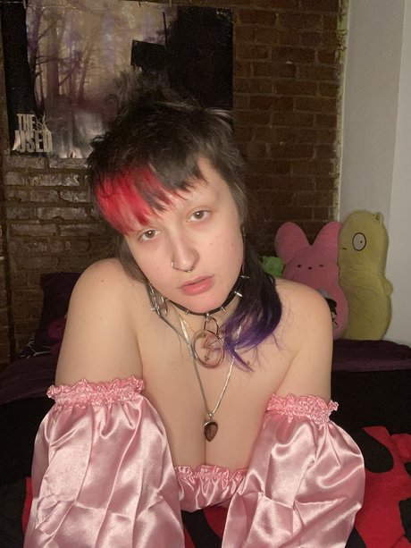 Saint Samara Saturn pornstar pretty image