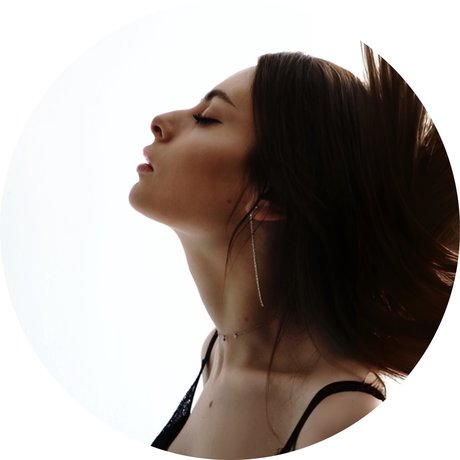 Goddess Samantha Vixen sexy actress img