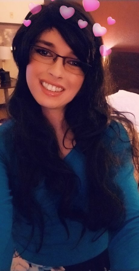 Samantha Marie hot actress picture