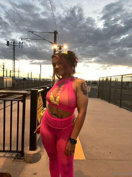 FREE LESBIAN D MME SQ RTER_ pornstar beautiful pics