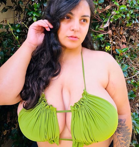 Sad Carousel sex pornstar img