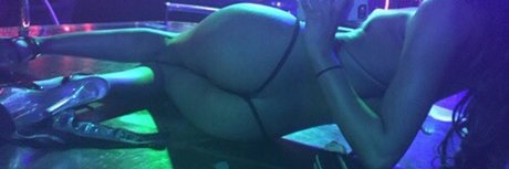 Soul model art gallery